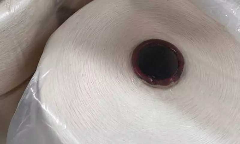 thread for the production of natural fabric